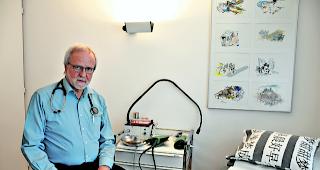 &laquo;Kein Notstand&raquo;. Dennoch sei es gut, dass sich &Auml;rzte und Gemeinde mit der Nachfolgeregelung besch&auml;ftigen, sagt Dr. Bernhard Aufdereggen. 