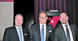 Drei von vielen Anw&auml;rtern. Die Verwaltungsr&auml;te Pierre-Alain Grichting, Stephan Imboden (auch VR-Vize) und Jean-Albert Ferrez (von links, an der GV 2017). 
