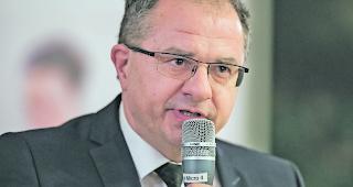 Beide Kantonssprachen wichtig. Gilbert Briand, Personalchef des Kantons Wallis. 