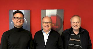 G&uuml;nter Seewer, CEO Valaiscom AG, Niklaus Furger, Gemeindepr&auml;sident Visp, Andreas Wyden, Verwaltungsratspr&auml;sident Valaiscom AG