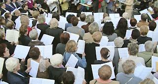 Im Oberwallis sind viele Ch&ouml;re &uuml;beraltert und es fehlt an m&auml;nnlichen Stimmen.