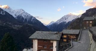 Wechsel. Der neue Pr&auml;sident der Genossenschaft &laquo;Embd unser Daheim&raquo; heisst Kilian Bertholjotti. Dieser trat anl&auml;sslich der Generalversammlung vom vergangenen Samstag die Nachfolge von Klemens Lengen an.