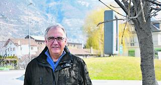 Abschied genommen. Nach 17 Jahren an der EPFL verabschiedete sich Prof. Hans-J&ouml;rg Ruppen letzte Woche in die Pension. 