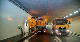 In den kommenden Wochen finden in den A9-Tunnels Reinigungs- und Unterhaltsarbeiten statt. 