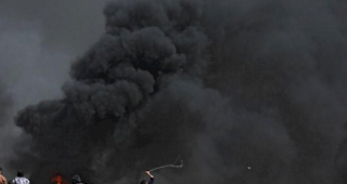 Die Zahl der bei den Protesten an der Grenze zu Israel get&ouml;teten Pal&auml;stinenser ist am Samstag auf neun gestiegen. 