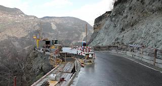 Im Januar haben auf der Strasse nach Visperterminen Unwetter grosse Sch&auml;den verursacht.