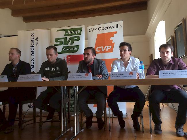 Diego Schmid, JSVPO, Christian Anthamatten, JCSPO, Mathias Hildbrand, JCVPO, Tristan Neurohr, JCVPU, und Thomas Birbaum, JFDP (von links).