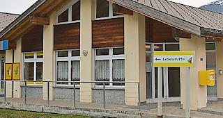 Der Dorfkonsum in Unterems.