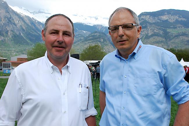 OK-Präsident Dominic Eggel (links) mit Lucas Casanova, Direktor von Braunvieh Schweiz