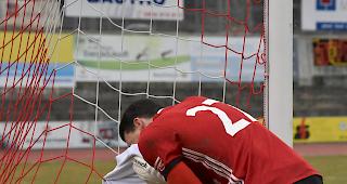 Torh&uuml;ter Gregoire Fumeaux und der FC Oberwallis Naters, eine ungl&uuml;ckliche Niederlage.