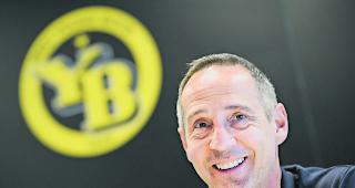 Adi H&uuml;tter bescherte YB nach 32 Jahren Wartezeit wieder den Titel des Schweizer Meisters. 