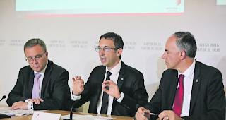 Die Grenze gezogen. Mehr als 100 Millionen m&uuml;ssten Kanton und Gemeinden nicht zahlen, wiederholt Fr&eacute;d&eacute;ric Favre, Pr&auml;sident der st&auml;ndigen Delegation des Staatsrates f&uuml;r die Olympischen Spiele. 