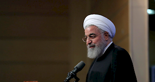 Entscheid. Der iranische Pr&auml;sident Hassan Ruhani will das inzwischen fast 40-j&auml;hrige Stadionverbot f&uuml;r Frauen aufheben.