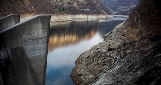 &Uuml;ber dem Verzasca-Staudamm kam es am Freitag zu einem Flugzwischenfall. 