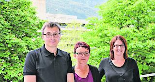 Fachleute. Ivan Kashkarov, Elsbeth Kalbermatter und Petra Gasser (von links) k&uuml;mmern sich um die Psycho-Hygiene von &auml;lteren Personen. 