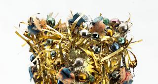 L&ouml;tschentaler Museum. In Kippel zu bestaunen: Brautkrone aus dem 19. Jahrhundert.