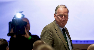 &laquo;Ein Vogelschiss in der Geschichte&raquo;. Mit der Verharmlosung der NS-Zeit sorgte AfD-Chef Alexander Gauland f&uuml;r Emp&ouml;rung.