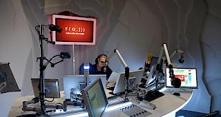 Gemeinsame Zukunft. Die Mengis Gruppe hat neu die Aktienmehrheit des Oberwalliser Lokalradios rro.