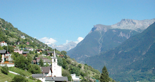 Eggerberg erh&auml;lt f&uuml;r den Bau seines Kinderspielplatzes einen Zustupf von der Schweizer Patenschaft f&uuml;r Berggemeinden.