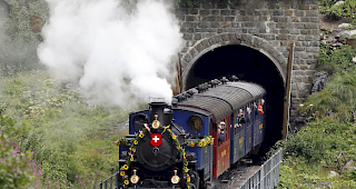 Die Dampfbahn Furka-Bergstrecke betreibt im Sommer die Strecke Realp&ndash;Gletsch&ndash;Oberwald. (Archiv)