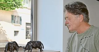 16 Stunden. Marcel Schnyder und die Eringer: 16 Stunden Arbeit f&uuml;r eine Kuh von f&uuml;nf Kilo.