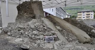 Gesamtansicht des Dolmen (Grabkammer) von Don Bosco.