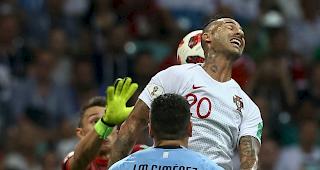 Uruguay besiegt Europameister Portugal im Viertelfinale an der WM in Russland.