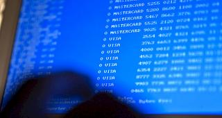 In den letzten Tagen mehren sich die Anrufe bei potenziellen Opferfirmen, in denen sich Angreifer als Bankmitarbeiter ausgeben. 