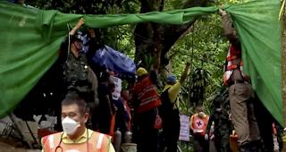 Bisher konnten acht von zw&ouml;lf Jungen in Sicherheit gebracht werden.&nbsp;