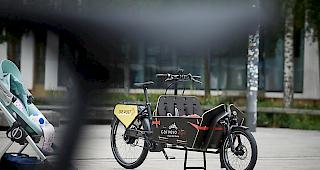 Ab heute k&ouml;nnen in Zermatt &uuml;ber die Sharing-Plattform www.carvelo2go.ch zwei elektrische Cargo-Bikes, so genannte &laquo;Carvelos&raquo;, gemietet werden.