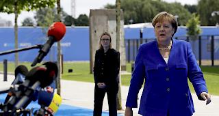 Reaktion. Im Streit um das Budget des Verteidigungsb&uuml;ndnisses Nato war US-Pr&auml;sident Trump der deutschen Regierung vor, ein &laquo;Gefangener&raquo; Russlands zu sein. Die deutsche Bundeskanzlerin Merkel wies diesen Vorwurf nun vehement zur&uuml;ck.