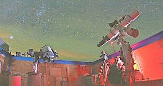 Ausger&uuml;stet. Die Sternwarte verf&uuml;gt &uuml;ber unterschiedliche Ger&auml;te zur Beobachtung  des Kosmos.Foto Sternwarte Simplon-Adler