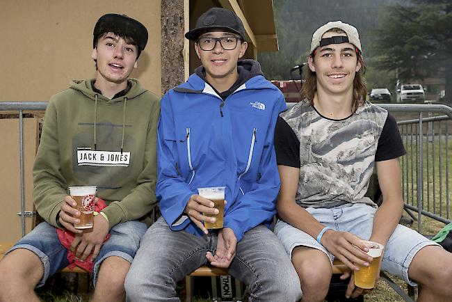Gian-Luca Berchtold (16) aus Mörel, Noah Jenelten (16) und David Imhof (16) von der Bettmeralp.