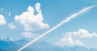 Bew&auml;sserungsanlagen helfen gegen die Trockenheit. Seit dem letzten M&auml;rzwochenende hat es in der Schweiz an den meisten Stationen keinen einzigen Regentropfen mehr gegeben.