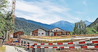 Die neue Einstellhalle in Fieschertal soll Mitte November in Betrieb genommen werden.