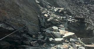 Der Rutsch hat sich im oberen Drittel des Weges ereignet.