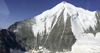 Zwei Alpinisten sind am Sonntag am Weisshorn bei Randa rund 900 Meter in die Tiefe gest&uuml;rzt.&nbsp;