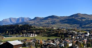 Weil die B&uuml;ndner Oberl&auml;nder Gemeinde Brigels ihren katholischen Pfarrer wegen einer Liebesbeziehung verloren hat, wendet sich der Seelsorgerat der Pfarrei nun direkt an den Papst.