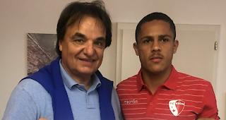 Der FC Sitten gab gestern die Verpflichtung eines 19-j&auml;hrigen brasilianischen St&uuml;rmers bekannt. 