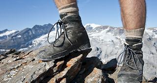 In der Region Ried-Brig ist es am Freitag zu einem Wanderunfall gekommen. Ein 58-j&auml;hriger Walliser verlor dabei sein Leben. (Symbolfoto)
