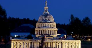 Zwist. Wegen eines Giftgasanschlags auf einen ehemaligen Doppelagenten setzen die USA gegen Russland neue Sanktionen in Kraft.