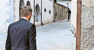 Verteidiger. Rechtsanwalt Marc Truffer auf dem Weg zur Verhandlung.