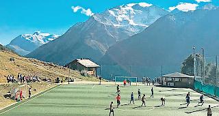 Der FC Gspon setzte auf seinem Heimplatz Spieler ein, die in der Gommer Meisterschaft (GFM) gemeldet sind.Foto facebook.com