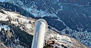 Risikohang. Im Bereich der Gratlawine stehen zehn Gazex-Anlagen.