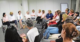 Als Frau in der Politik. Erfahrene Politikerinnen gaben beim Speed-Sharing vom Mittwochabend zahlreiche Tipps.Fotos Wb