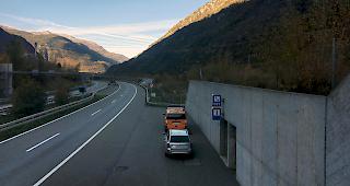 Auf der A9 zwischen Brig-Glis und Visp sind diverse Unterhaltsarbeiten geplant. Gamsen- und Eyholztunnel m&uuml;ssen zeitweise gesperrt werden. 