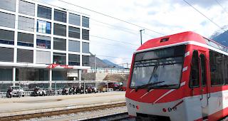 Nach Unterbruch. Die Z&uuml;ge der MGBahn in Richtung Goms fahren wieder nach Fahrplan.