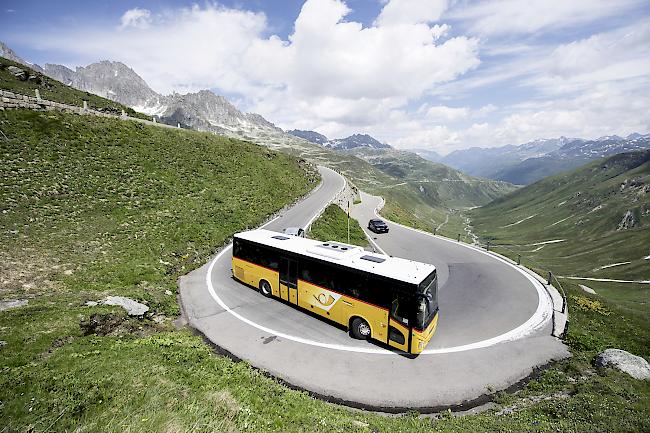 Abrechnung. Zwei Millionen Franken erstattet die PostAuto Schweiz AG ihren Chauffeuren für fehlerhafte Spesen- und Zulagenabrechnungen zurück.