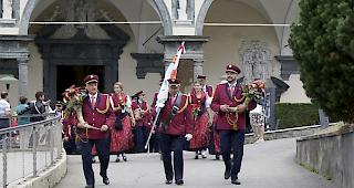 Die Neuuniformierung der Musikgesellschaft "Glishorn".