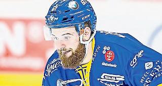 Fabian Heldner spielt f&uuml;r den HC Davos.